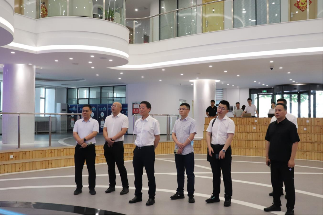 省尊龙凯时集团：“四个导向” 推动调查研究提质增效